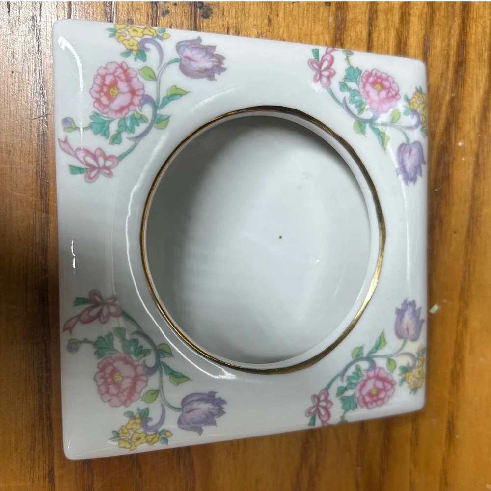 Andrea by Sadek Floral Porcelain Frame White Gold Trim Vintage Japan cottagecore